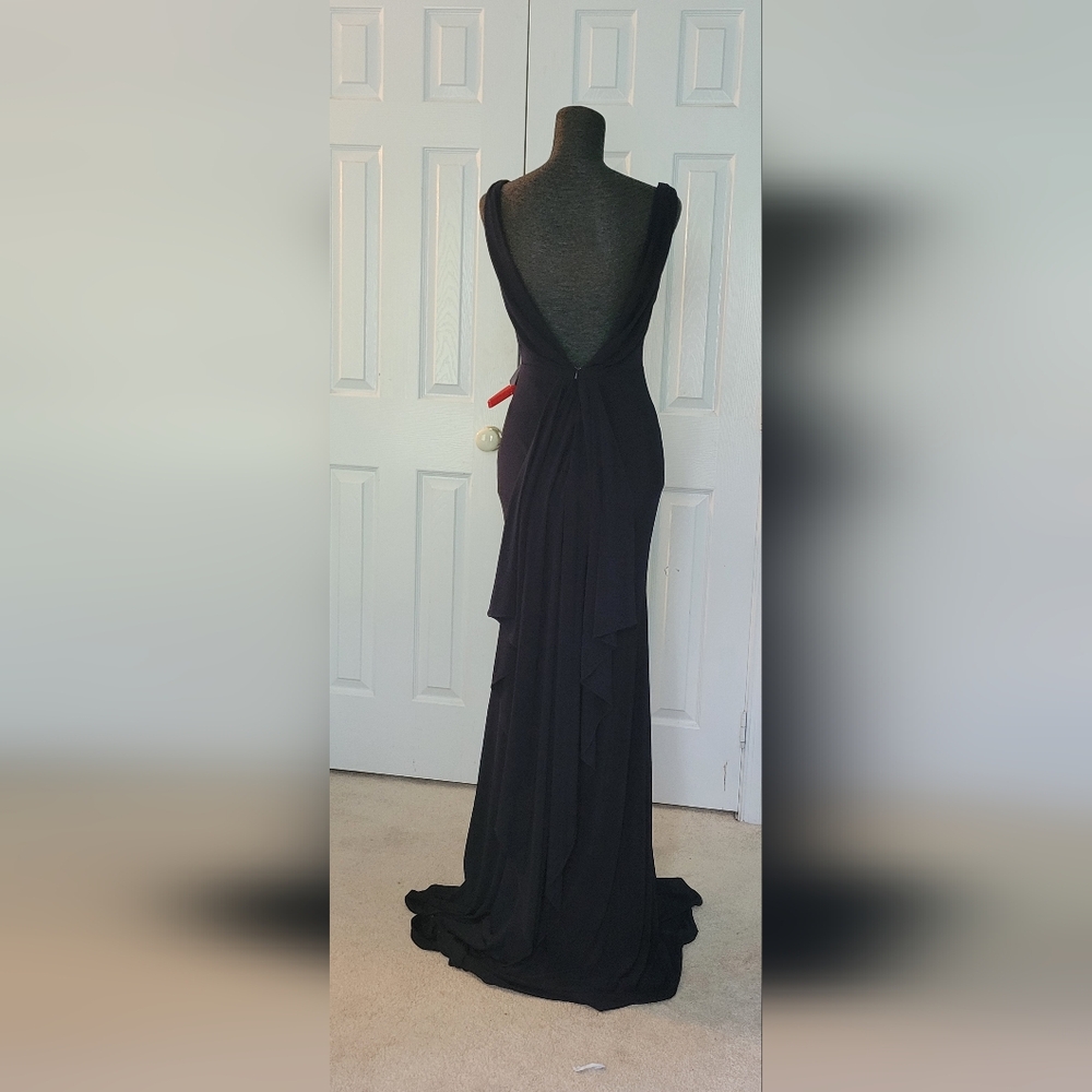 Black Mac Duggal Ieena Sleeveless v neck jersey gown size 2 - Picture 4 of 13